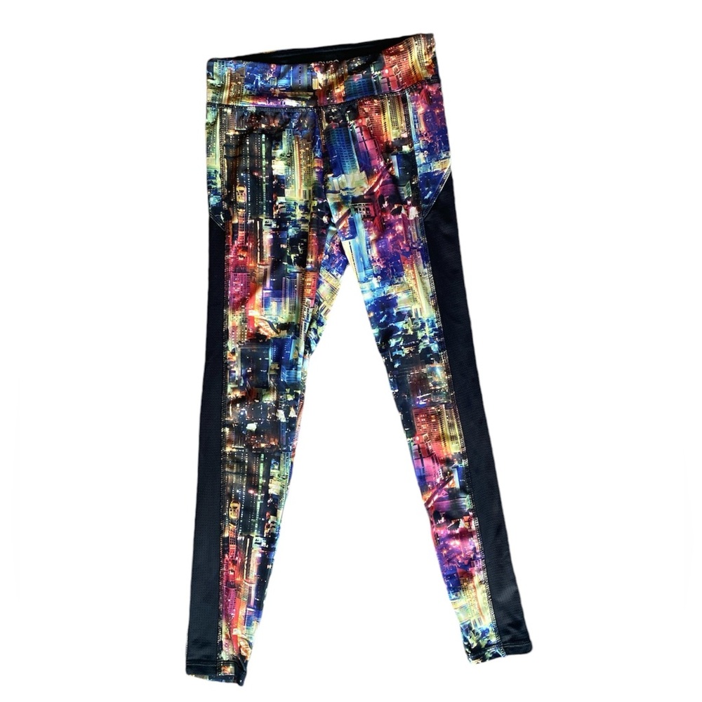 Bongo Multicolor Cityscape and Black Stripe Active Yoga Leggings, Women’s M
